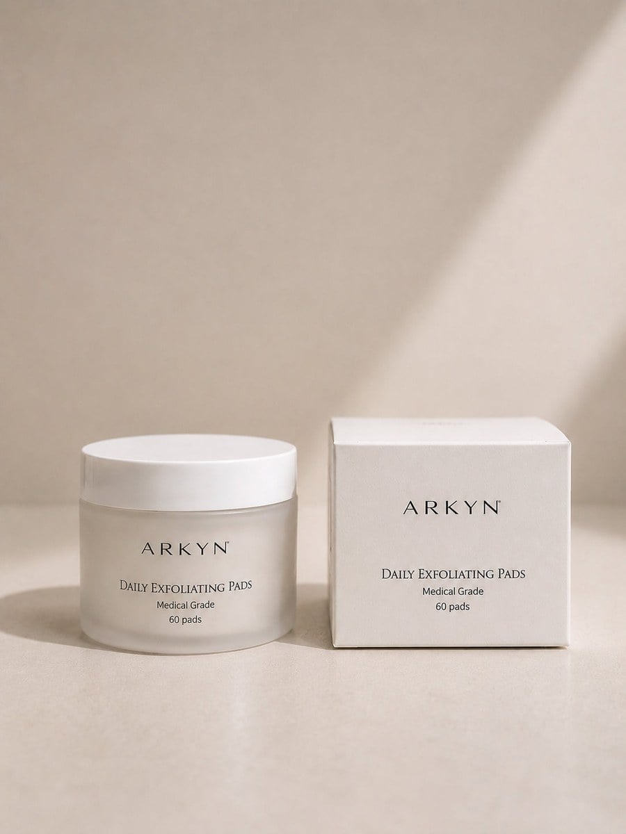 The Arkyn Daily Exfoliating Pads jar beside its box